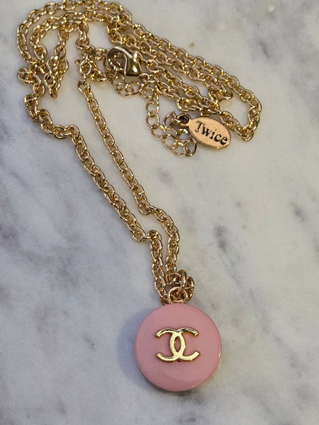 Collier CHANEL upcyclé